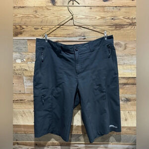 Chlorophylle Pursuit bermudas black pockets long shorts US38 comfort walking